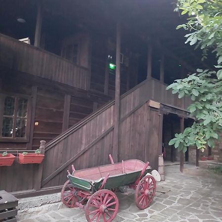 Guest Houses "Zlatna Oresha - Complex" Zheravna Εξωτερικό φωτογραφία