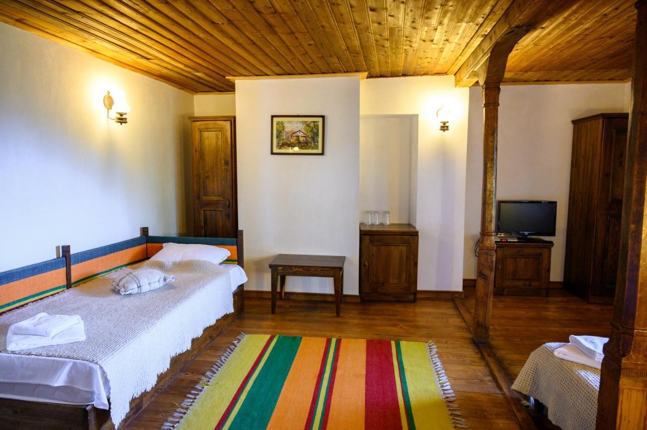 Guest Houses "Zlatna Oresha - Complex" Zheravna Εξωτερικό φωτογραφία