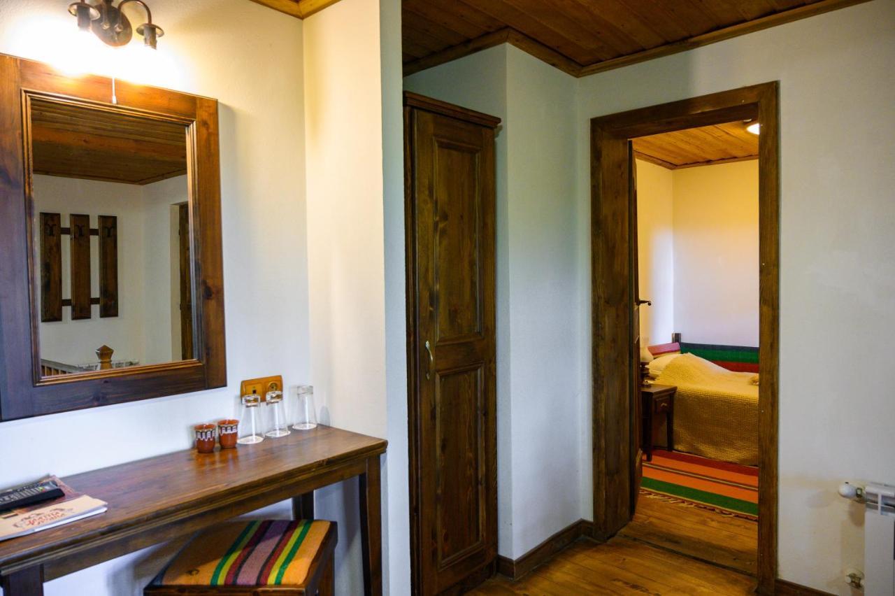 Guest Houses "Zlatna Oresha - Complex" Zheravna Εξωτερικό φωτογραφία