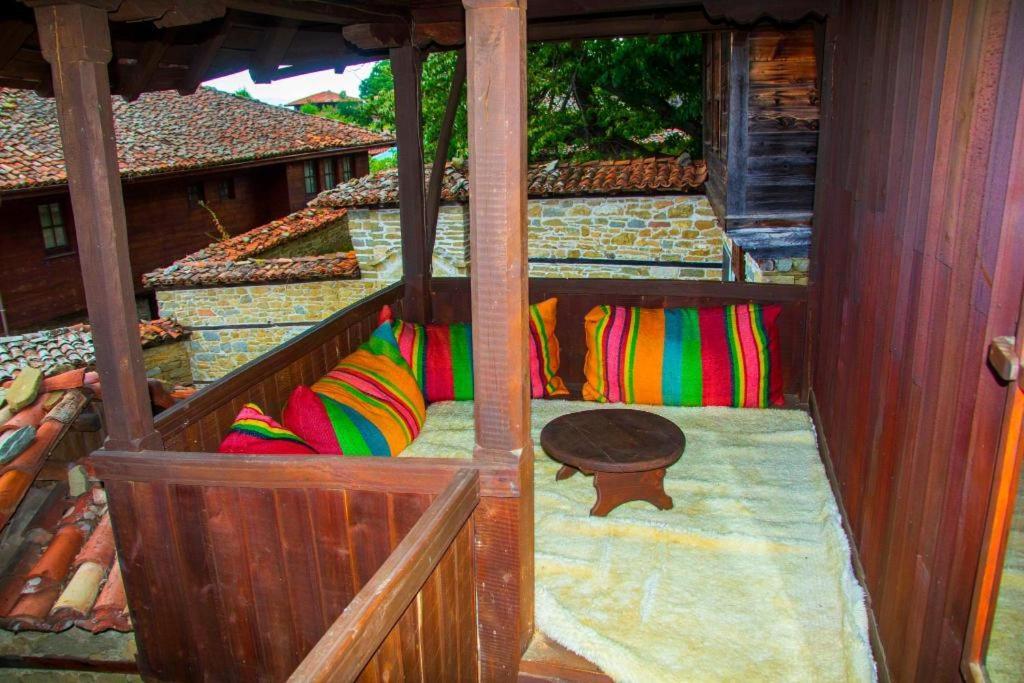 Guest Houses "Zlatna Oresha - Complex" Zheravna Δωμάτιο φωτογραφία